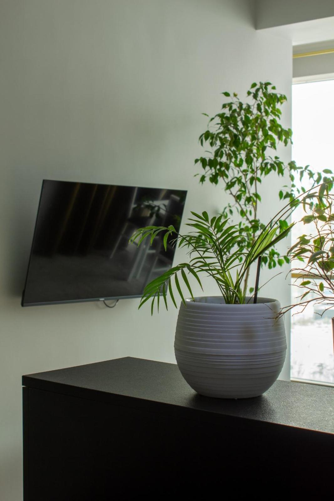 9Th And 6Th Floor Stylish Apartments With Mountainvista Bischkek Exterior foto